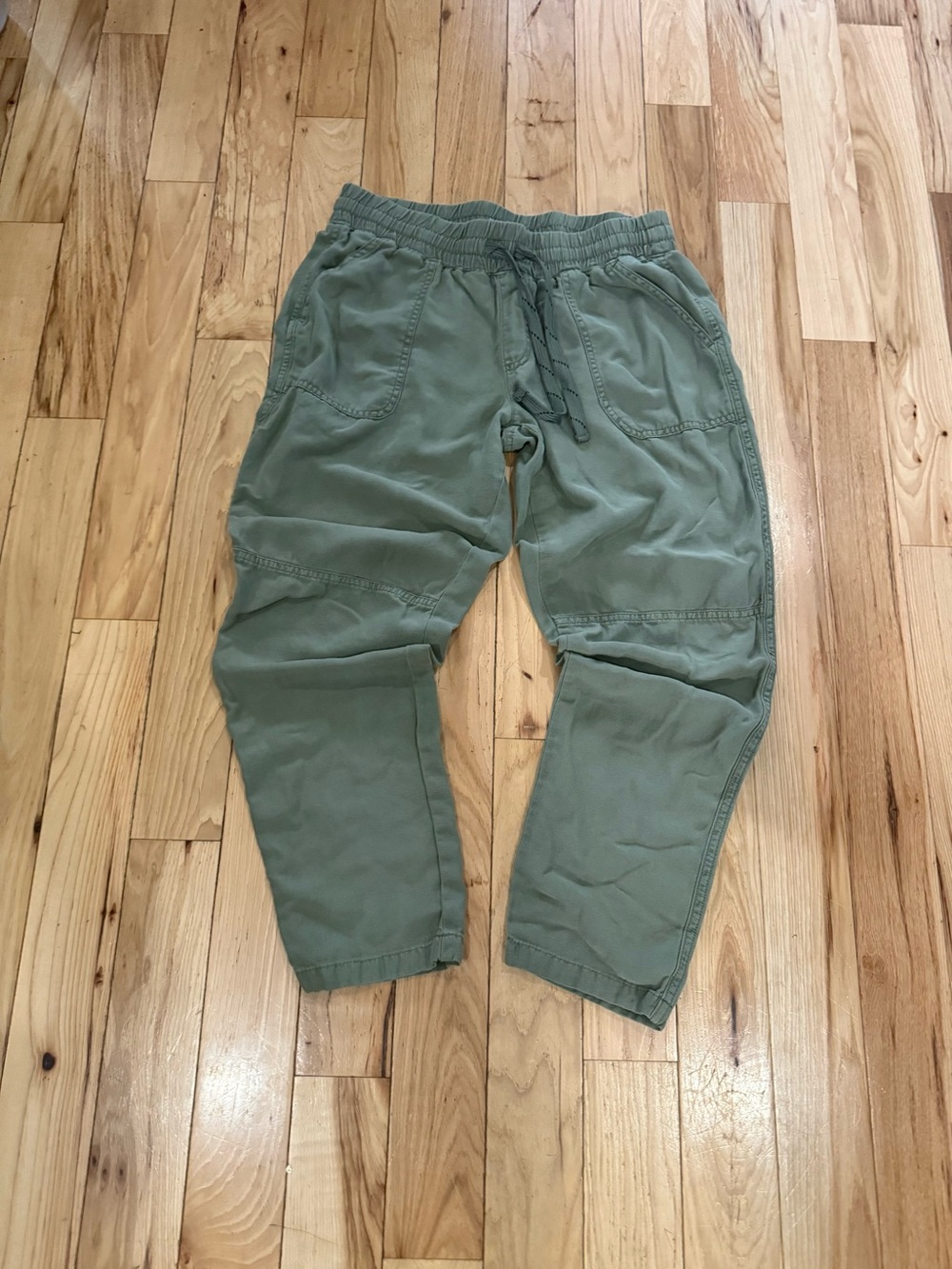 Maurices Women's Olive Green Drawstring Size 8
